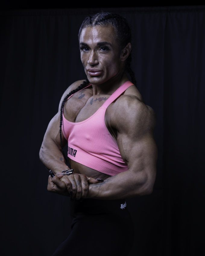NPC Women's Bodybuilder Competitor Evonne Marzan